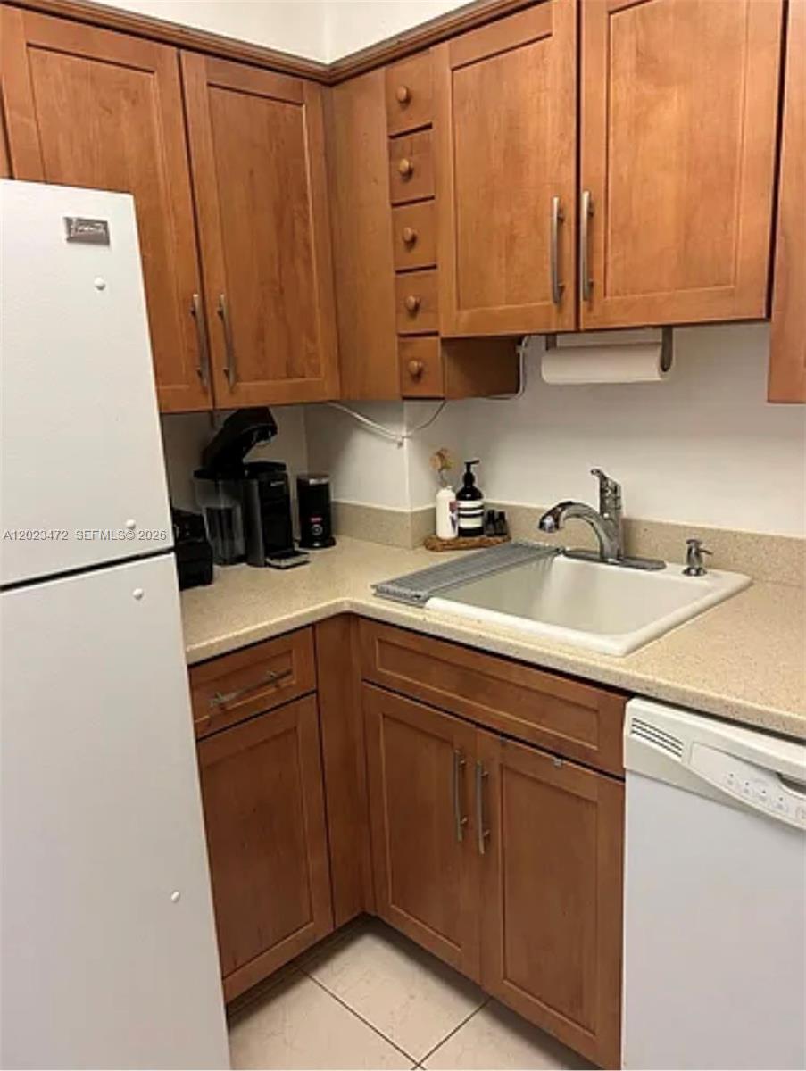 7441 Wayne Ave #14D Miami Beach, FL 33141