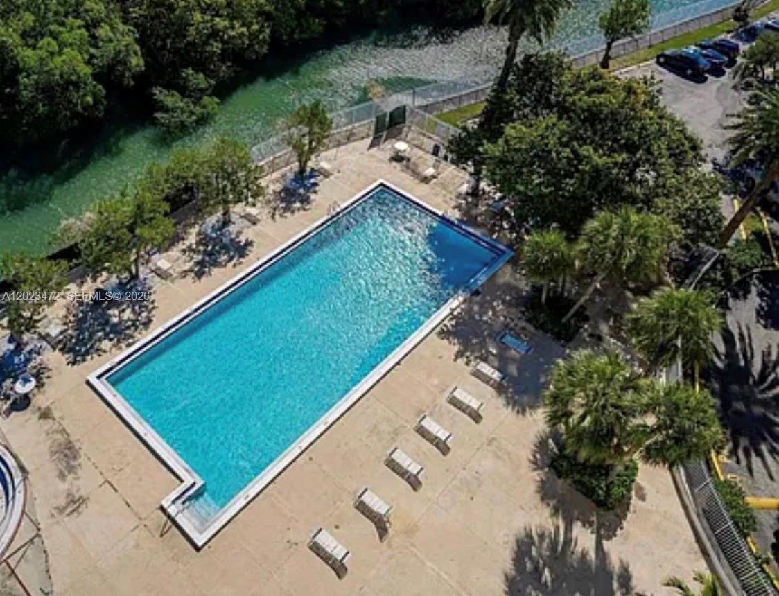 7441 Wayne Ave #14D Miami Beach, FL 33141