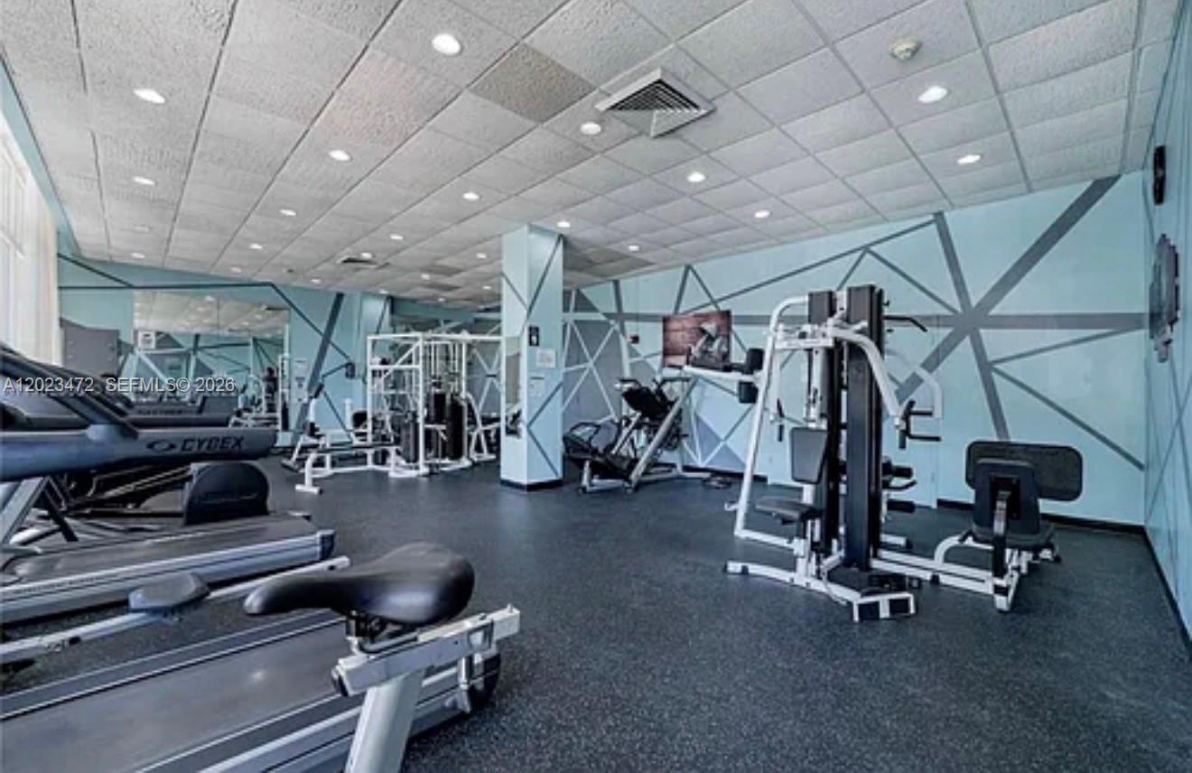 7441 Wayne Ave #14D Miami Beach, FL 33141