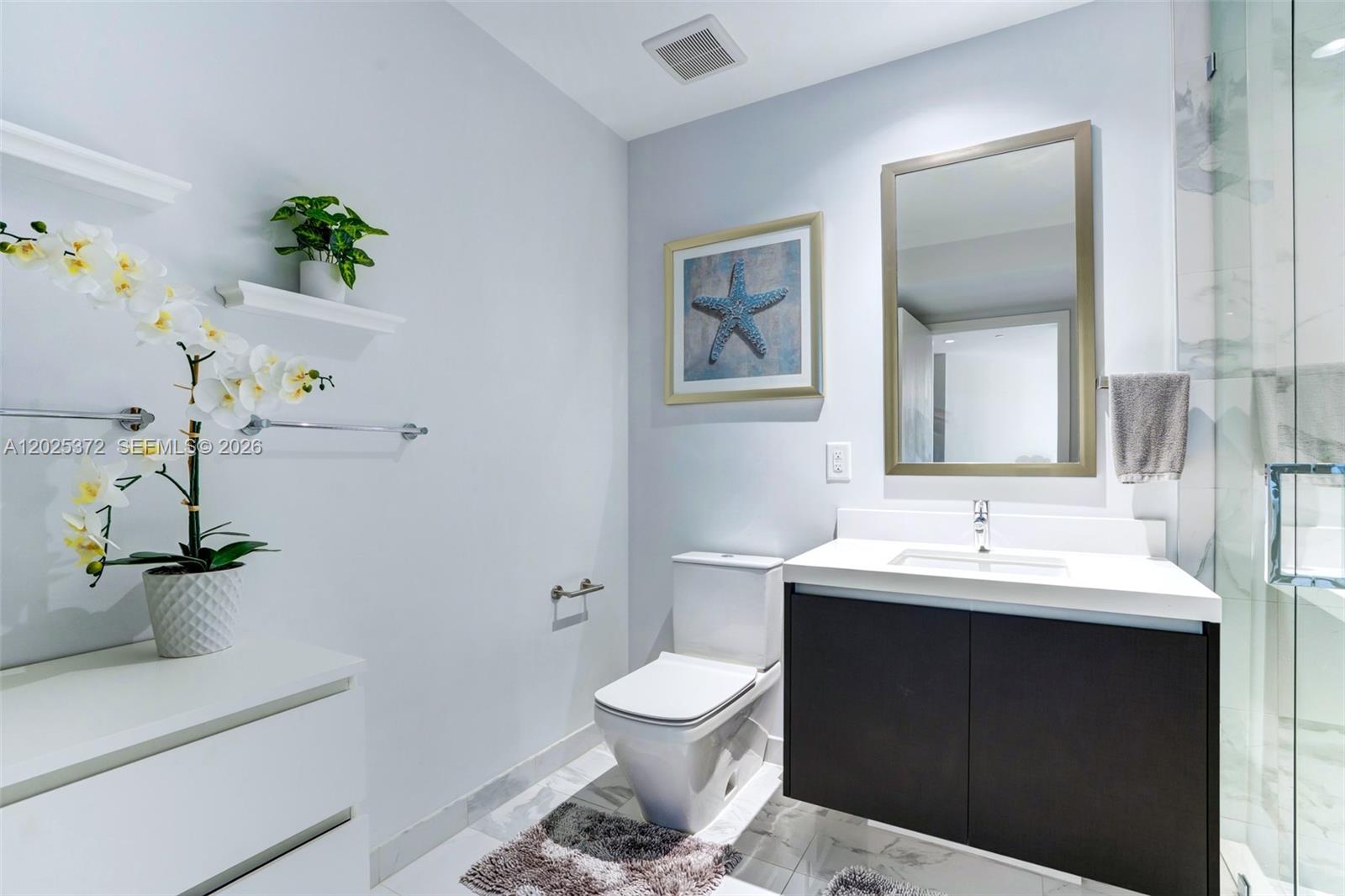 851 NE 1st Ave #3909 Miami, FL 33132