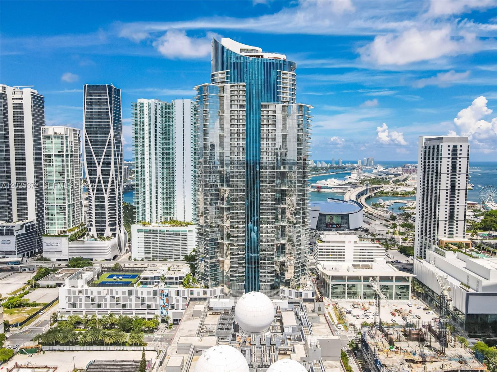 851 NE 1st Ave #3909 Miami, FL 33132