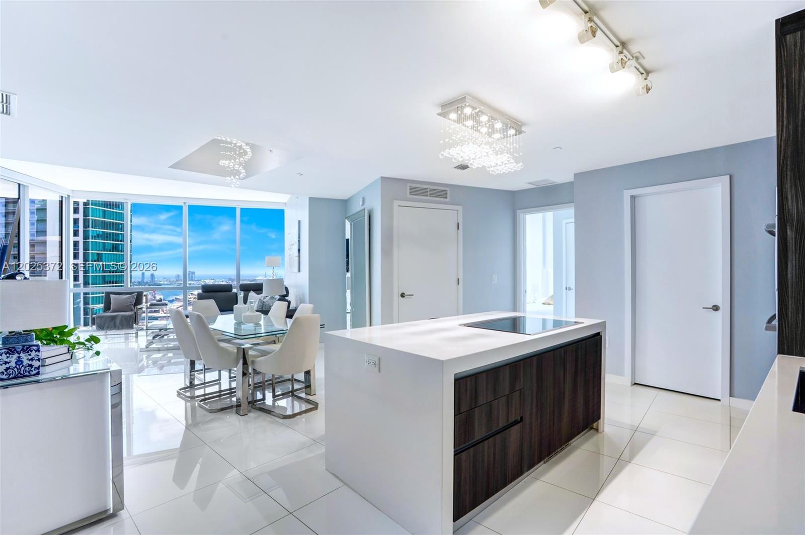 851 NE 1st Ave #3909 Miami, FL 33132