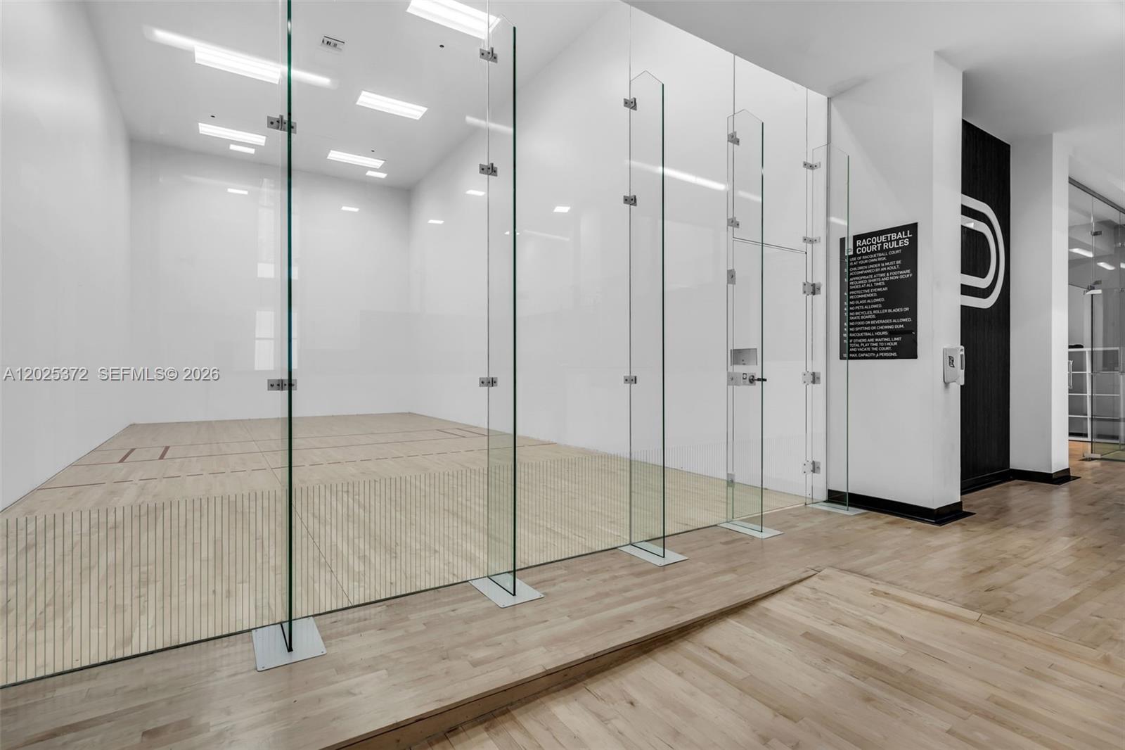 851 NE 1st Ave #3909 Miami, FL 33132