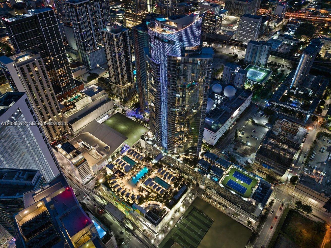 851 NE 1st Ave #3909 Miami, FL 33132