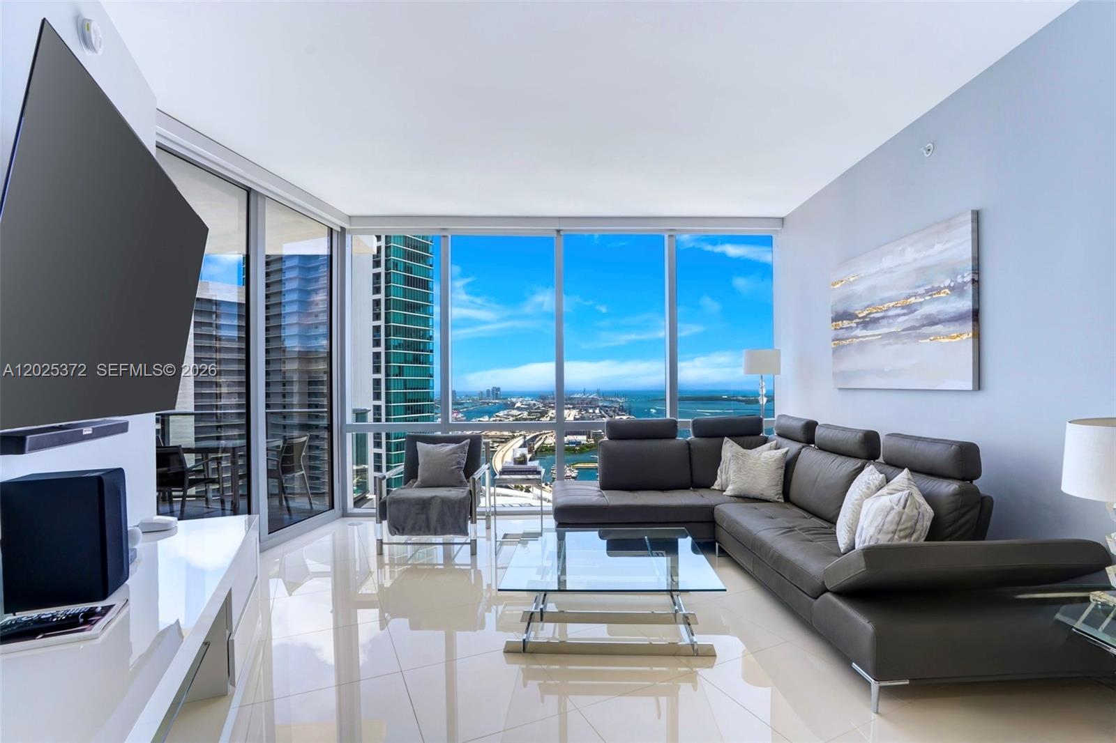 851 NE 1st Ave #3909 Miami, FL 33132