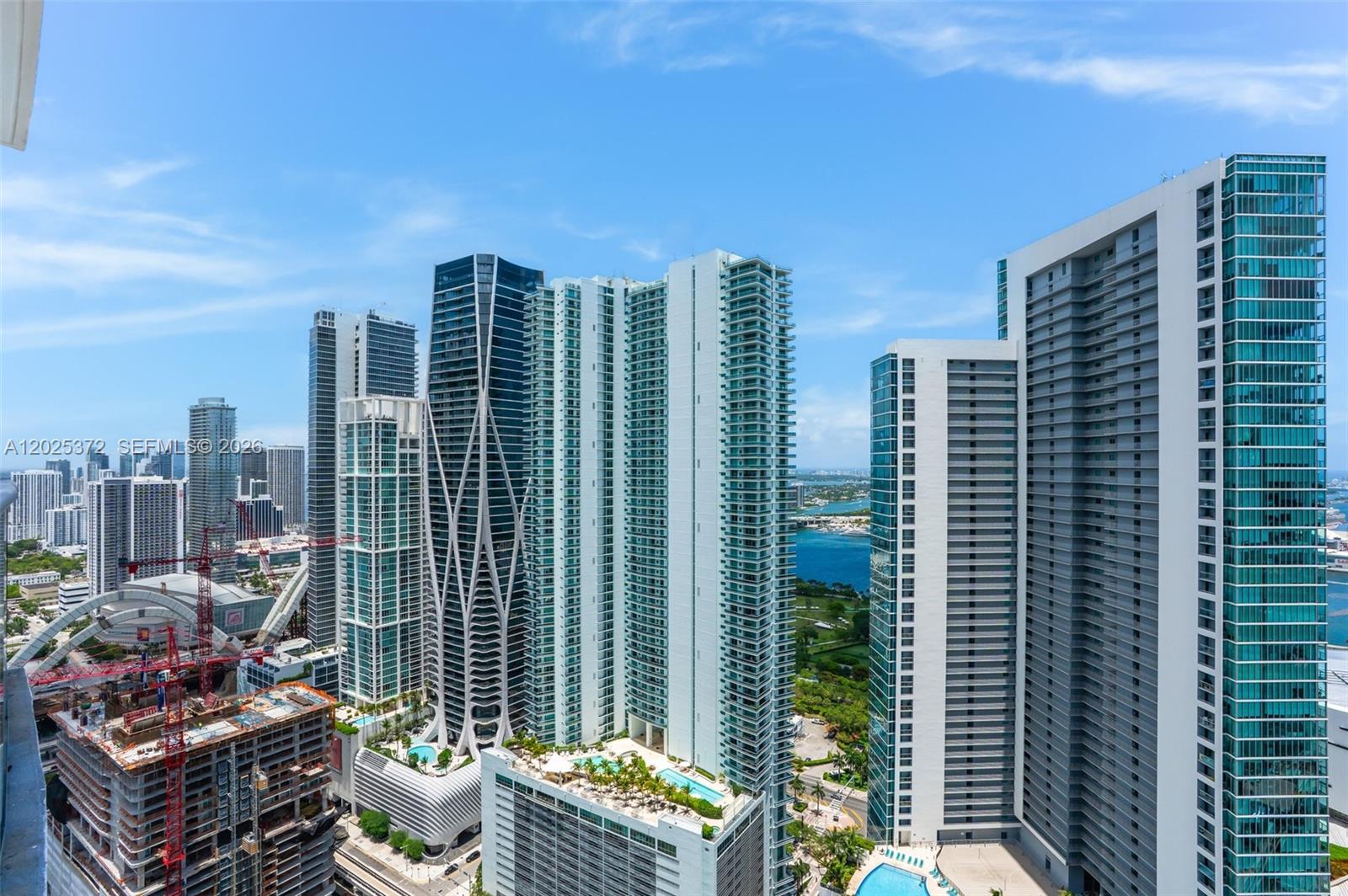 851 NE 1st Ave #3909 Miami, FL 33132