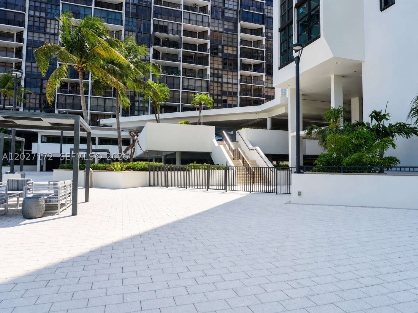 image Brickell Place IV100