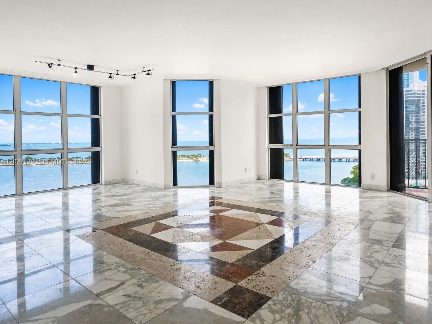 1925 Brickell Ave #D-1808 Miami, FL 33129