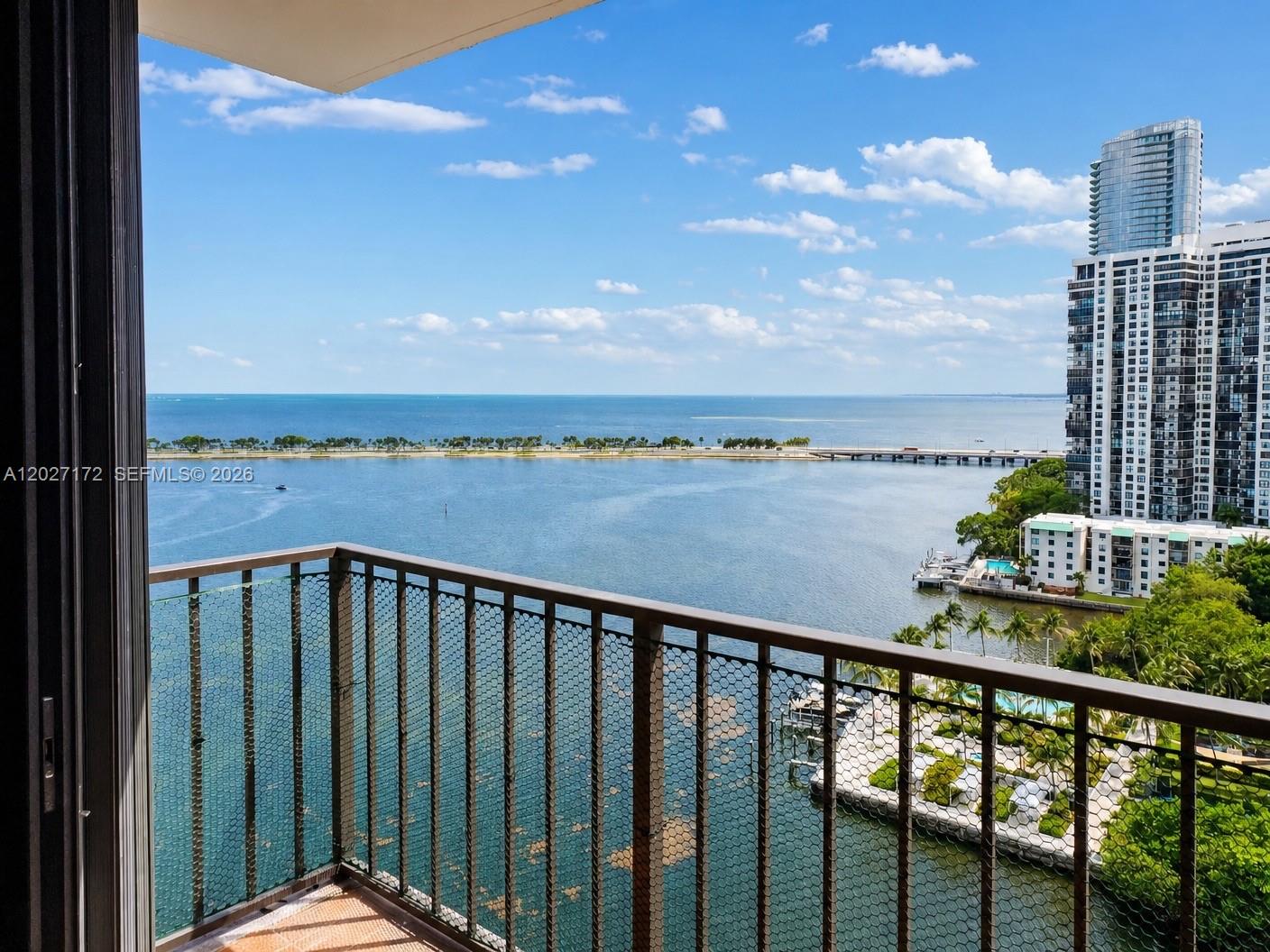 1925 Brickell Ave #D-1808 Miami, FL 33129
