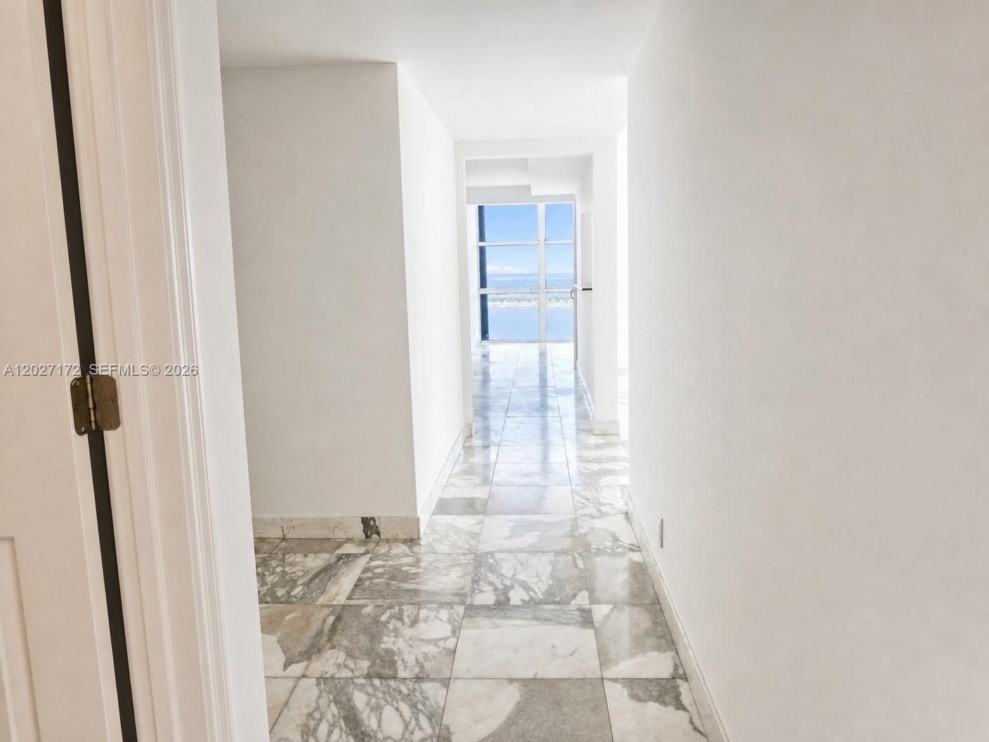 1925 Brickell Ave #D-1808 Miami, FL 33129