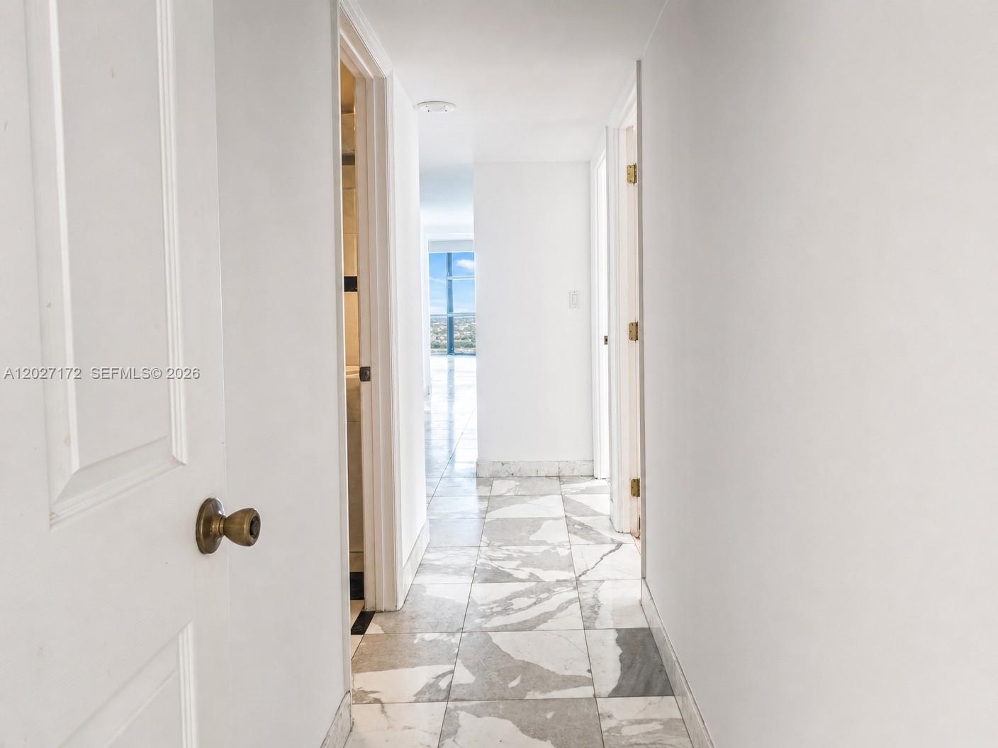 1925 Brickell Ave #D-1808 Miami, FL 33129