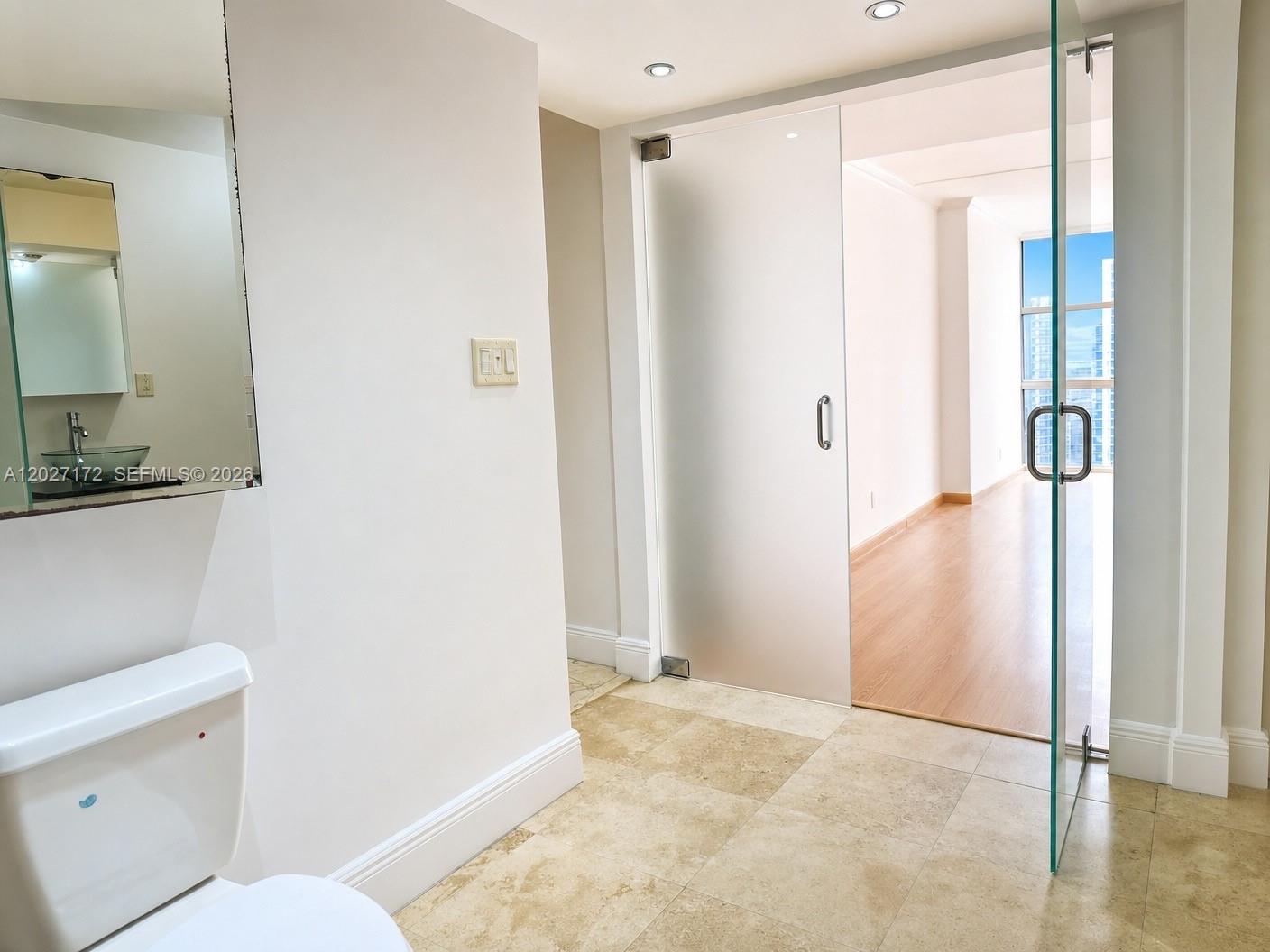 1925 Brickell Ave #D-1808 Miami, FL 33129