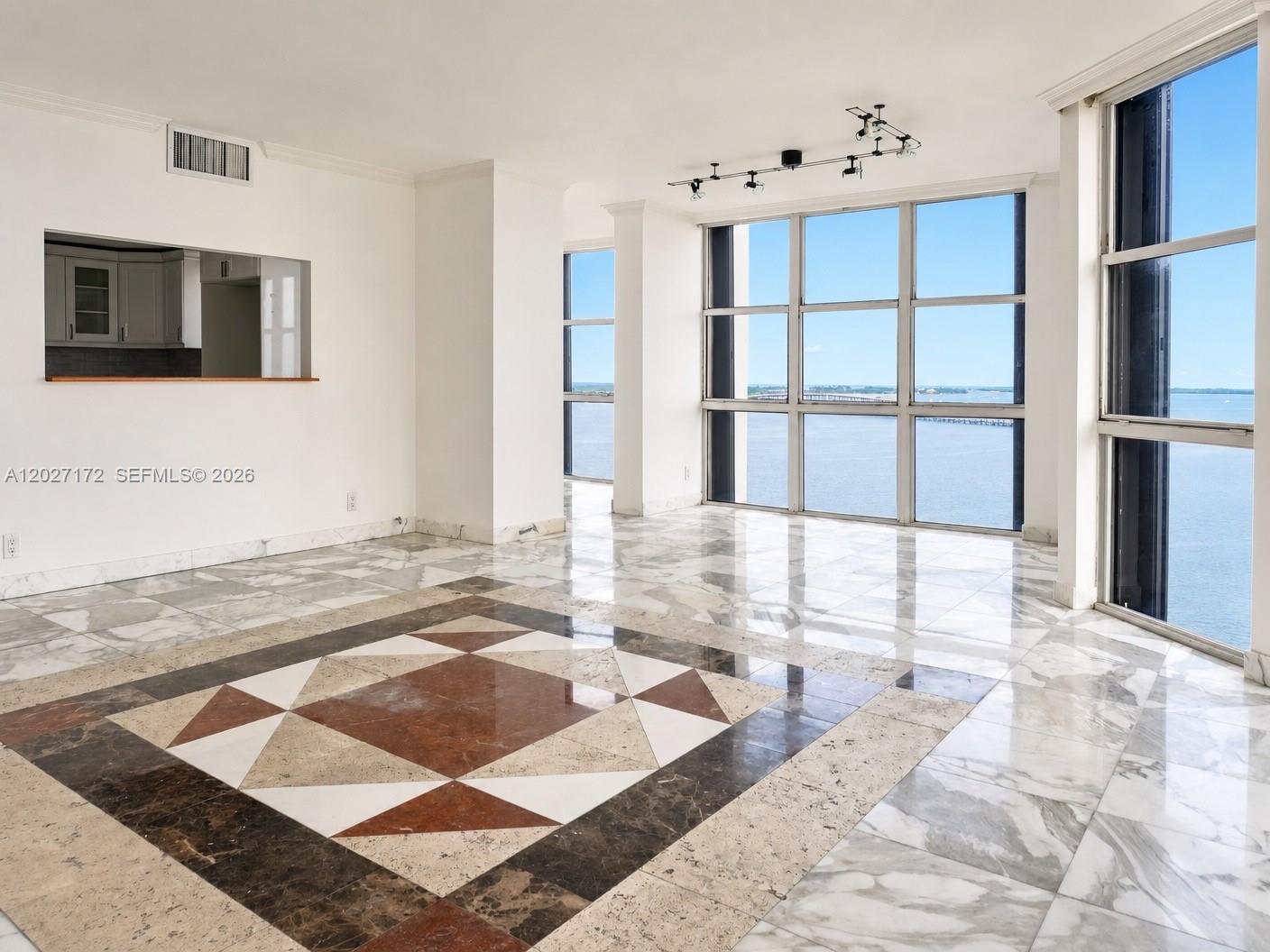 1925 Brickell Ave #D-1808 Miami, FL 33129
