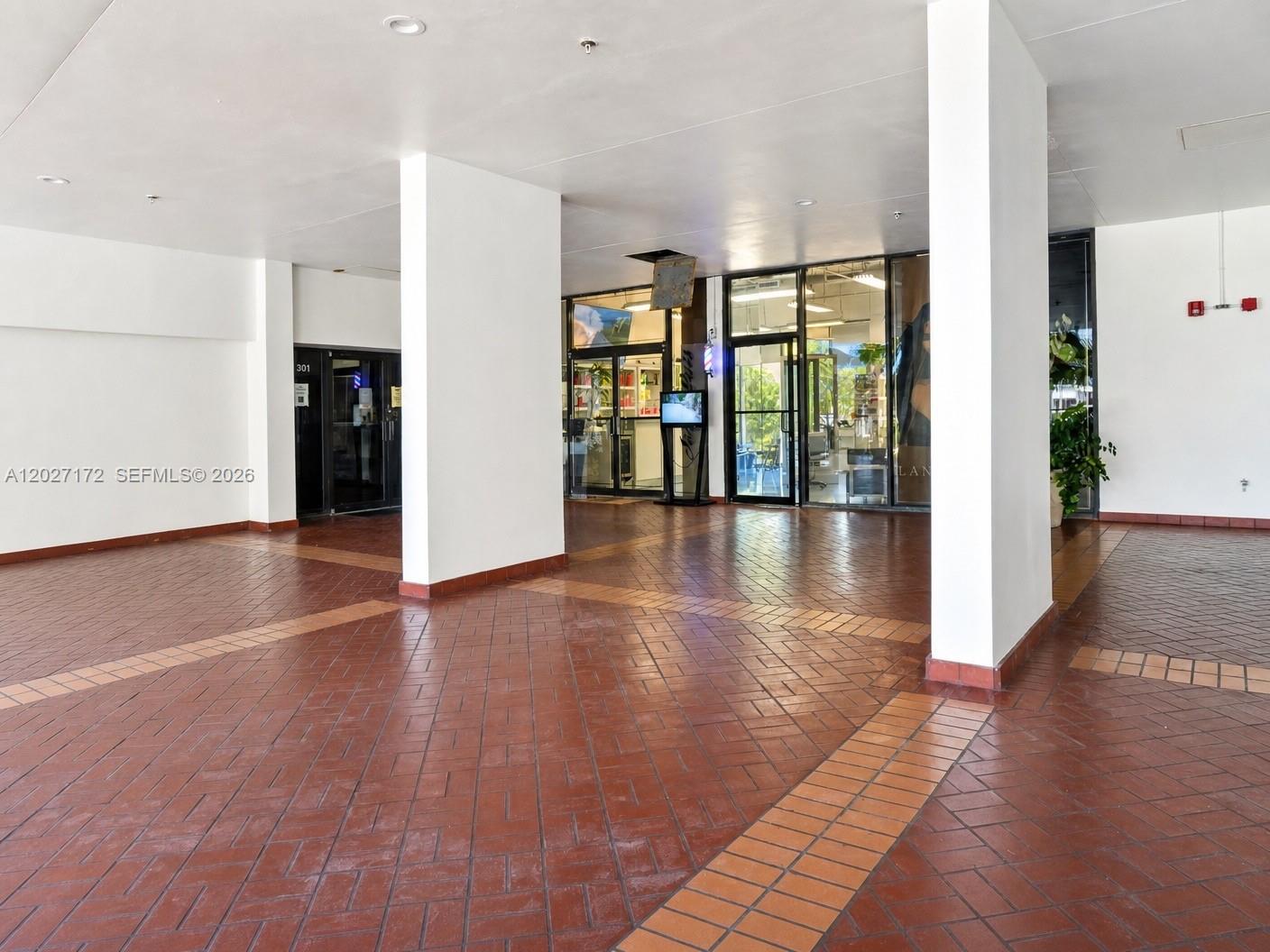 1925 Brickell Ave #D-1808 Miami, FL 33129