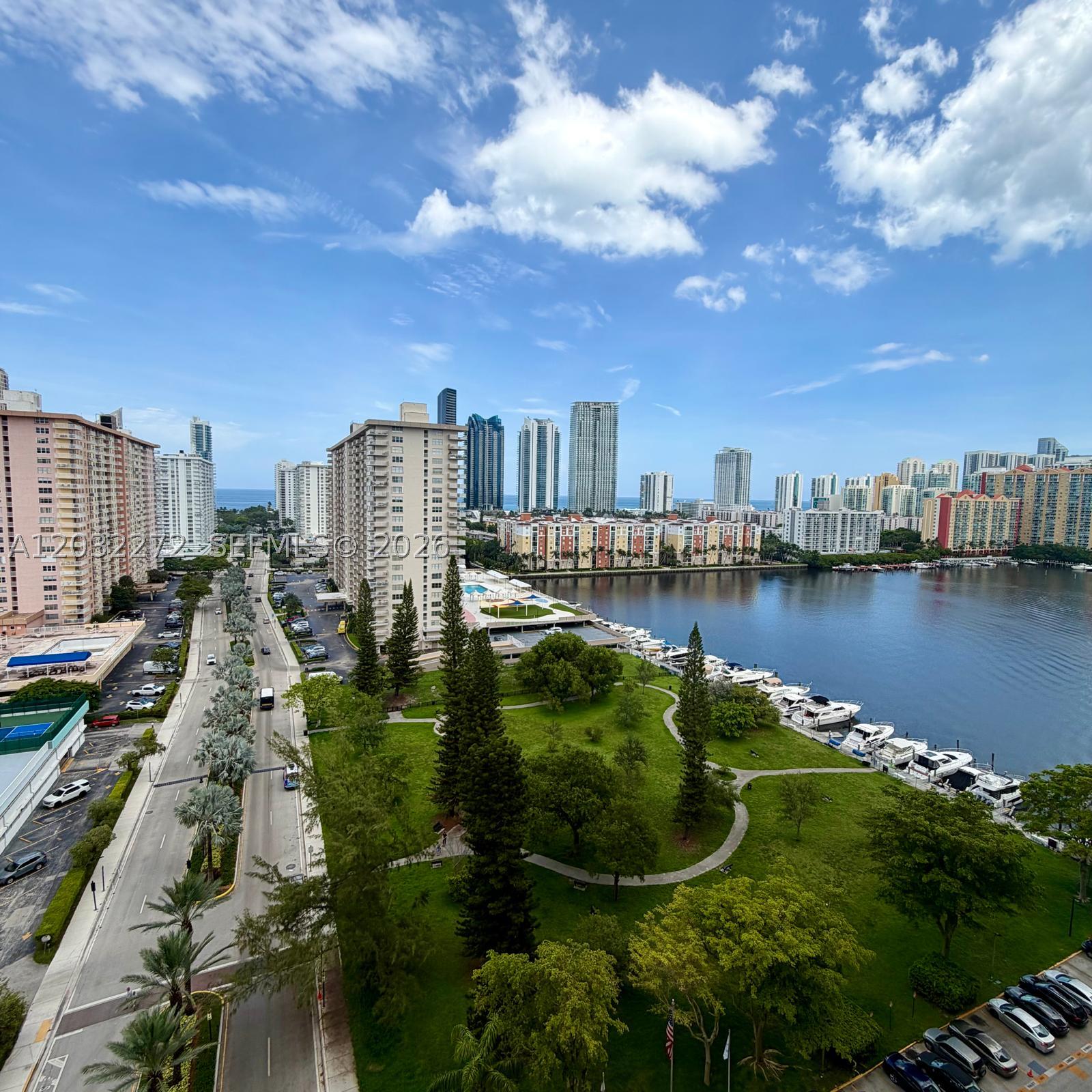 image Winston Towers 7001