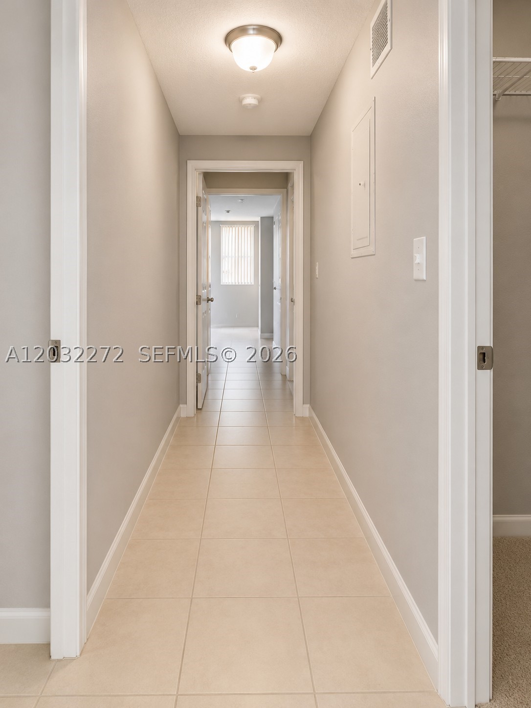 image Winston Towers 70021