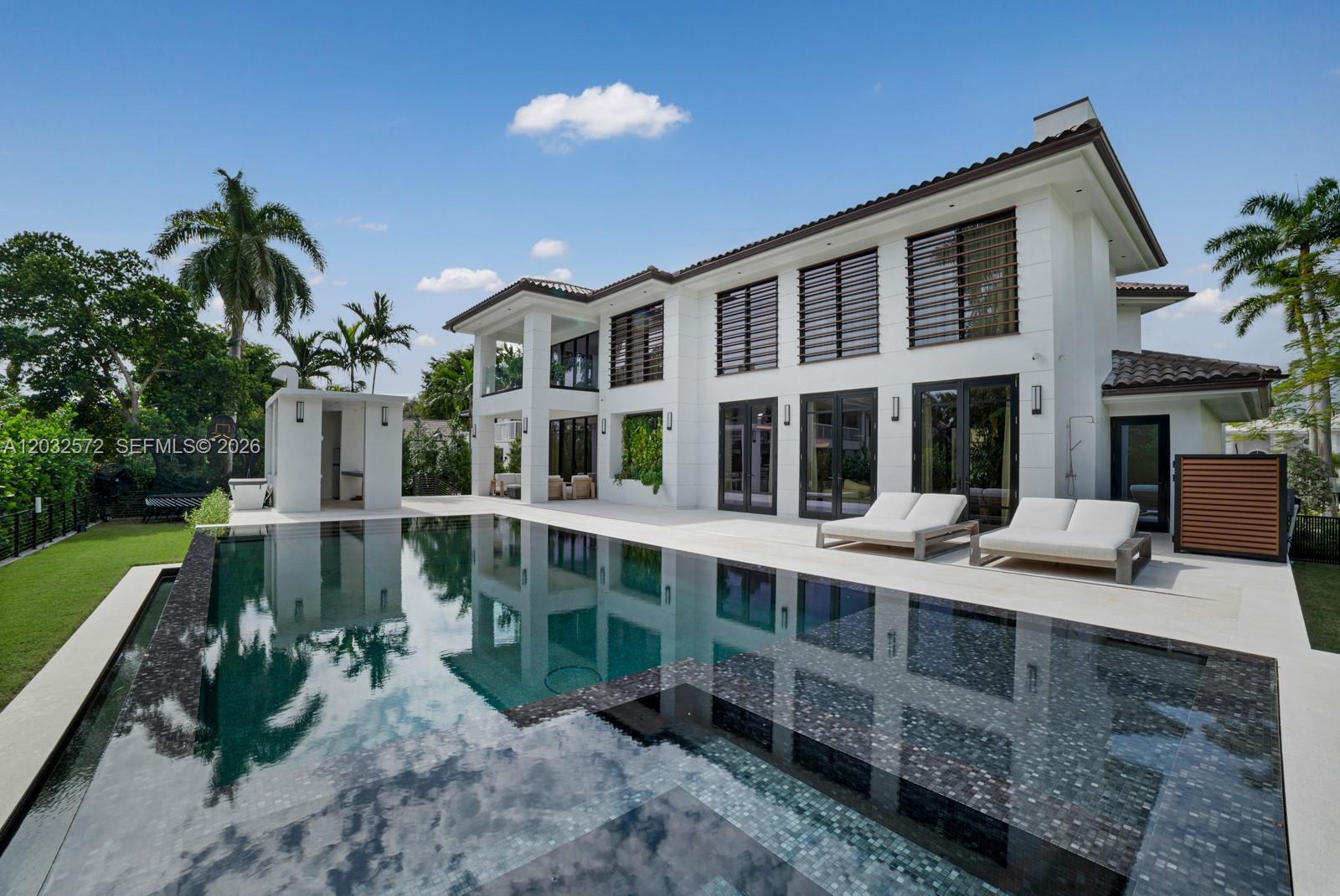 199 Caoba Coral Gables, FL 33143