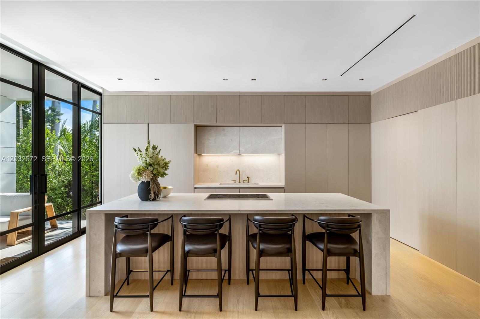 199 Caoba Coral Gables, FL 33143