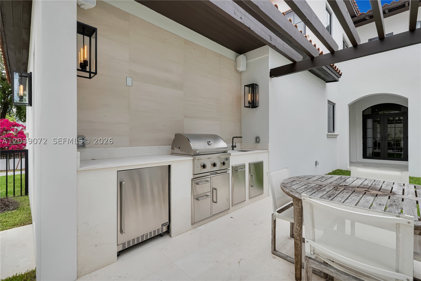 5111 Alhambra Cir Coral Gables, FL 33146
