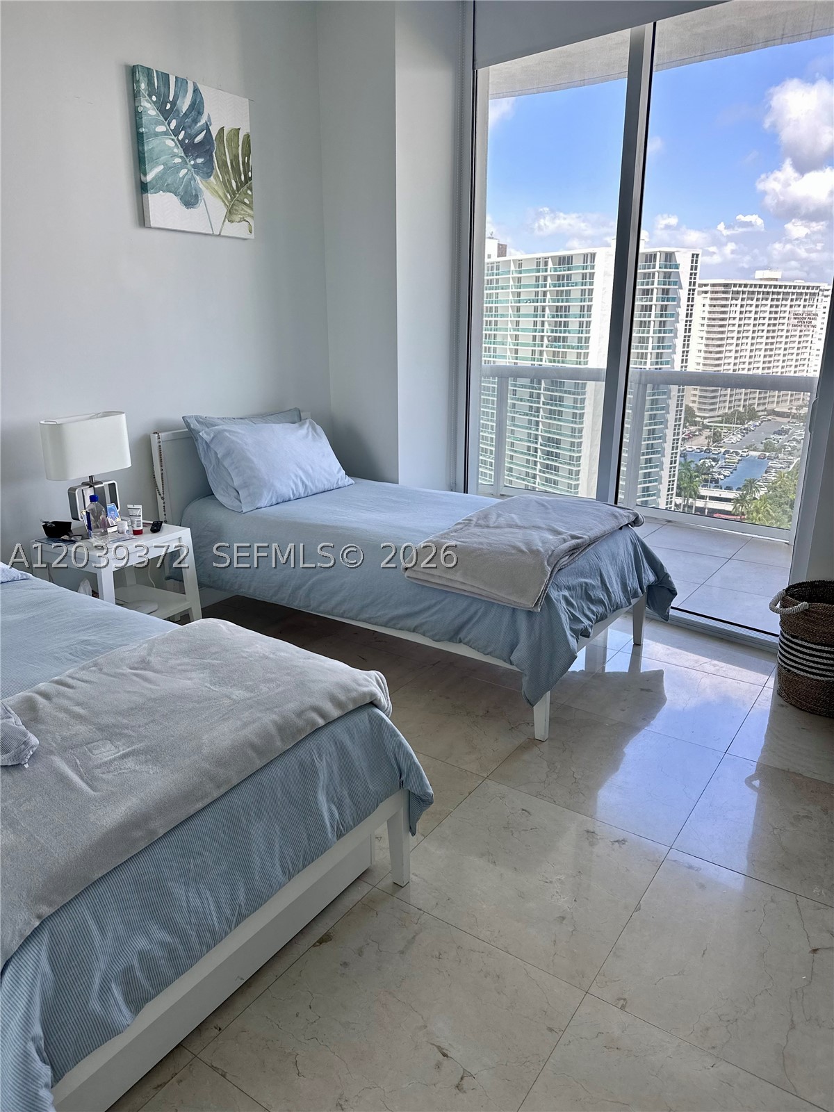 15811 Collins Ave #1505 Sunny Isles Beach, FL 33160