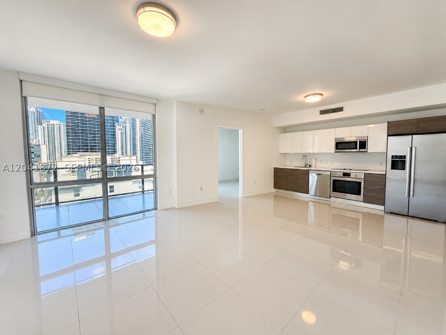 image Brickell Ten0