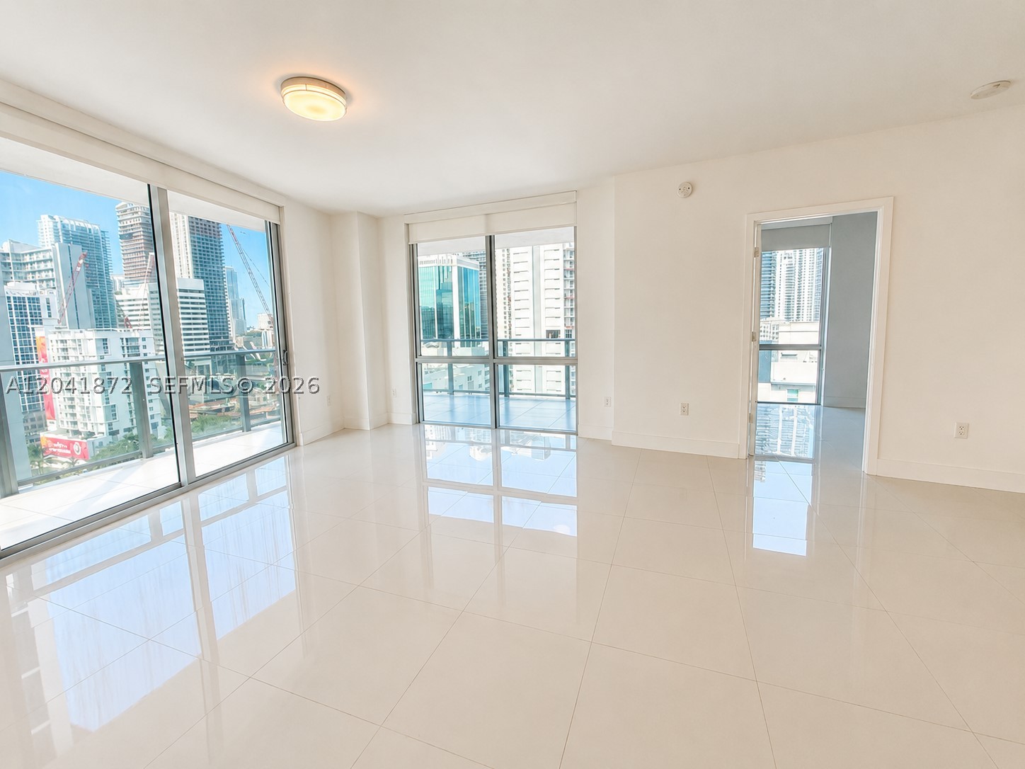 image Brickell Ten2