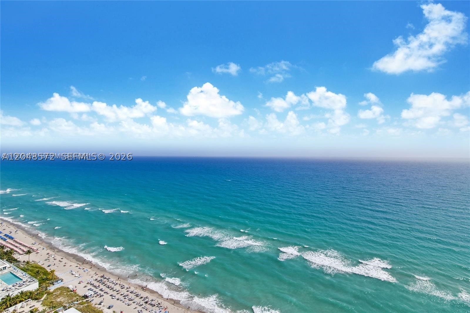 image Beach Club 312