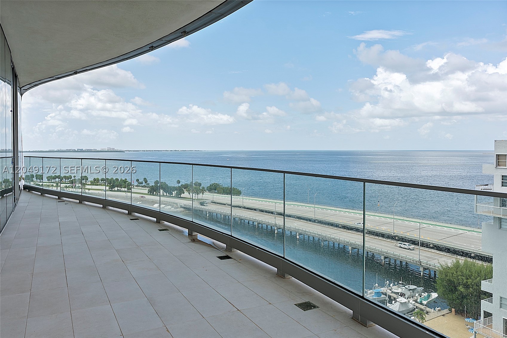 image Una Residences10