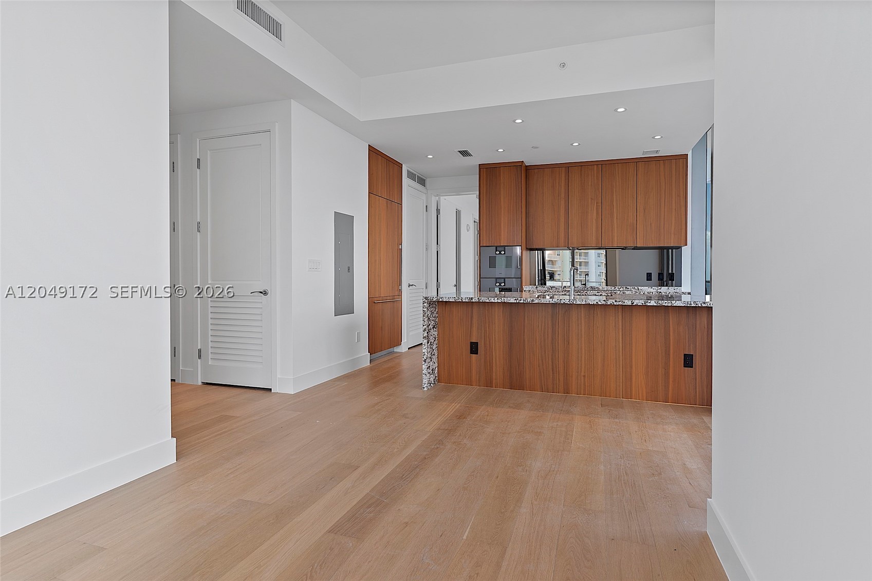image Una Residences17