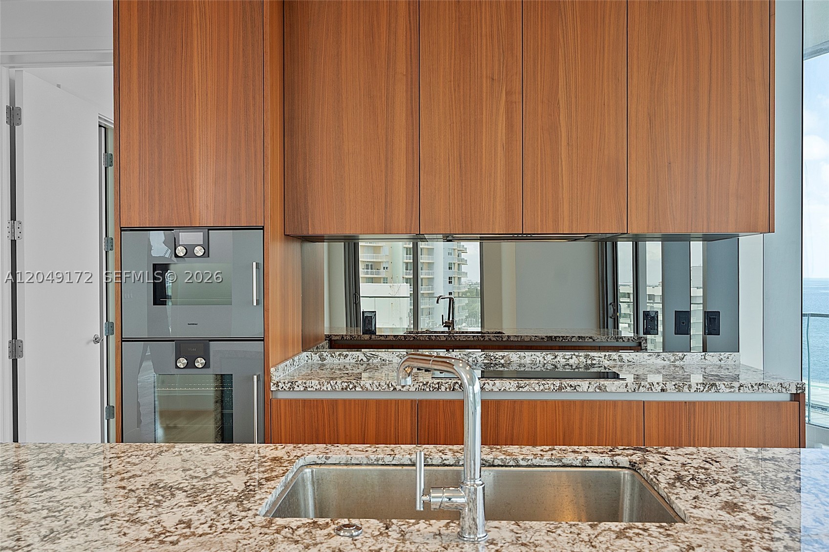 image Una Residences18