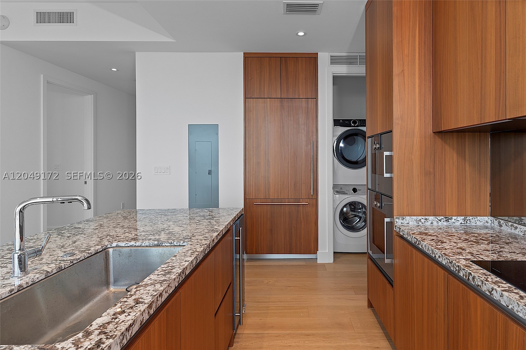image Una Residences21