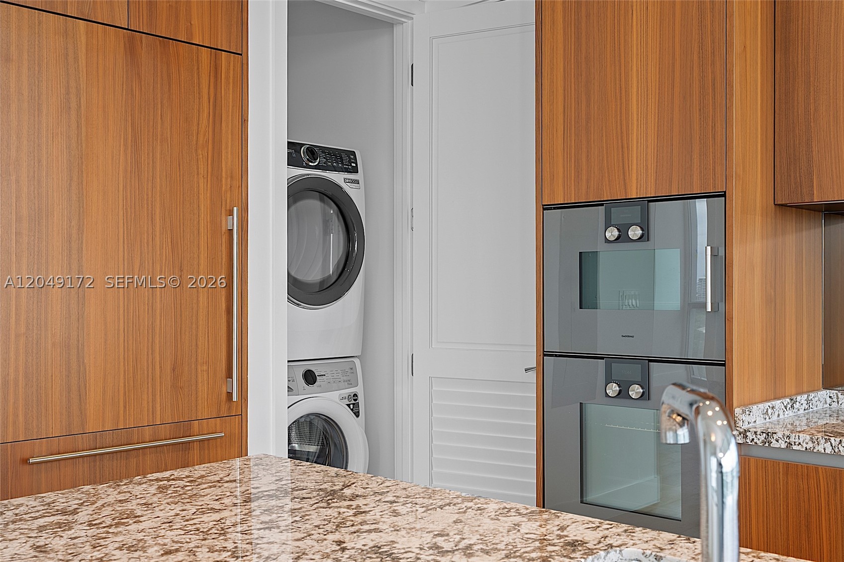image Una Residences22