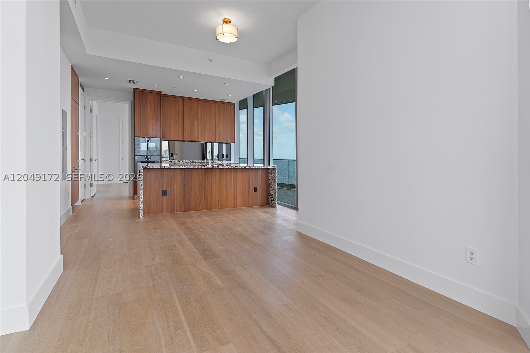 image Una Residences2