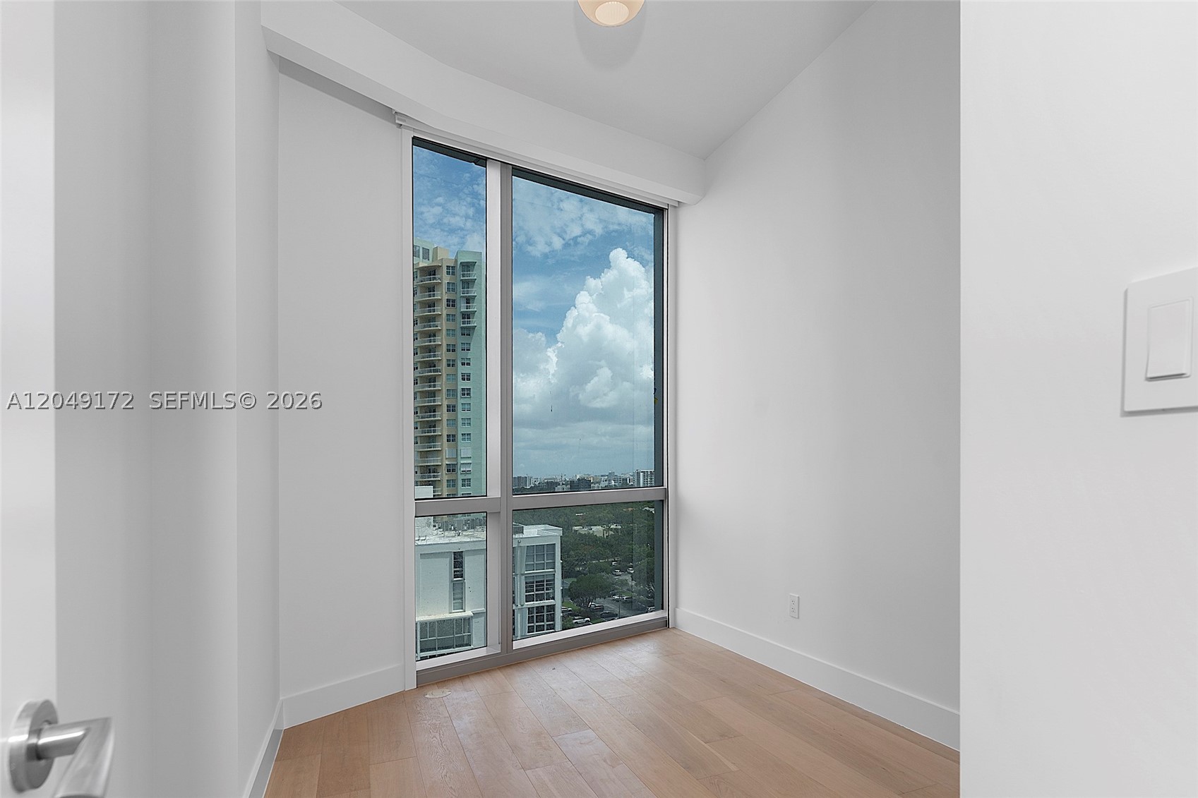 image Una Residences33