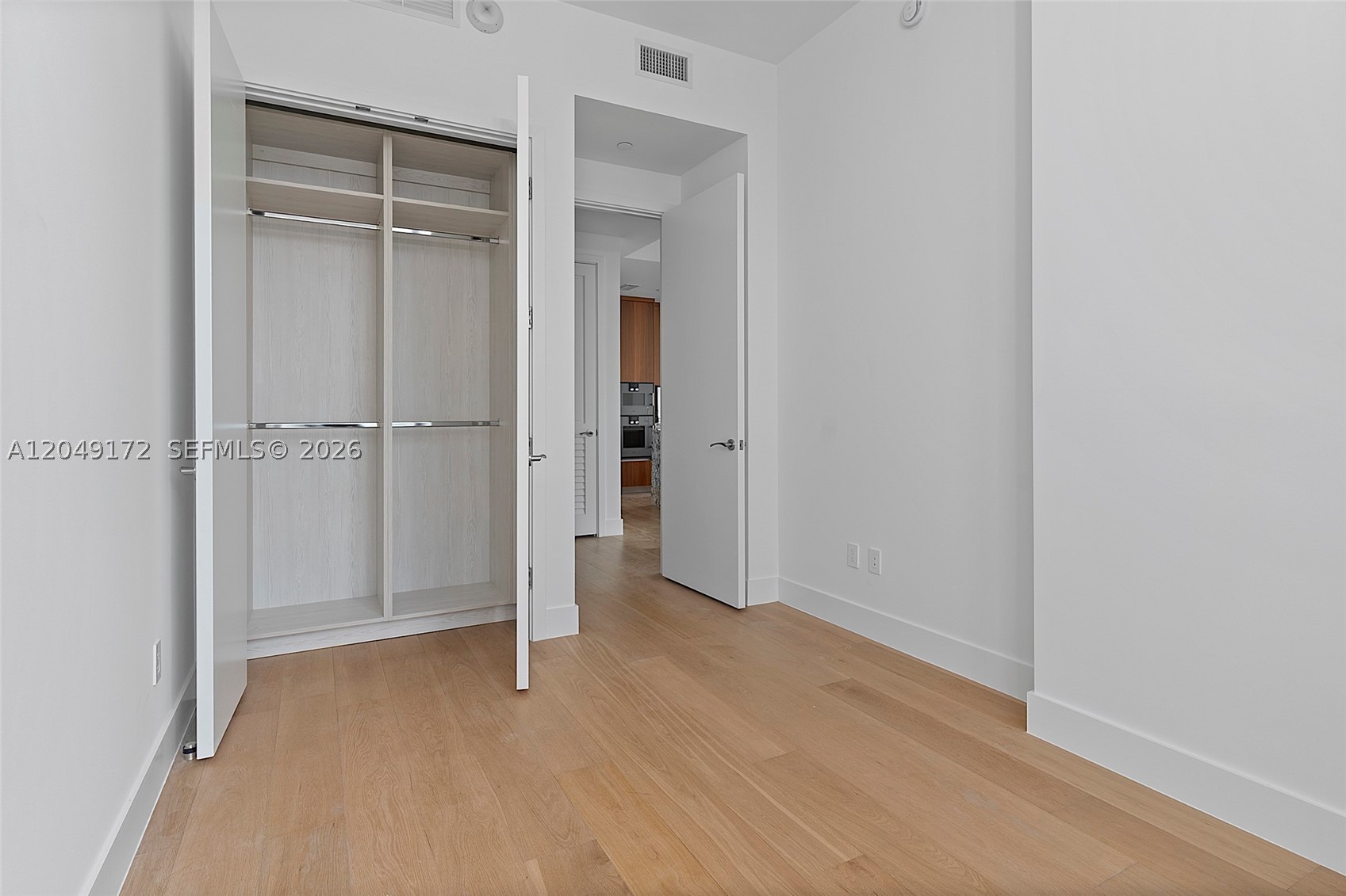 image Una Residences35