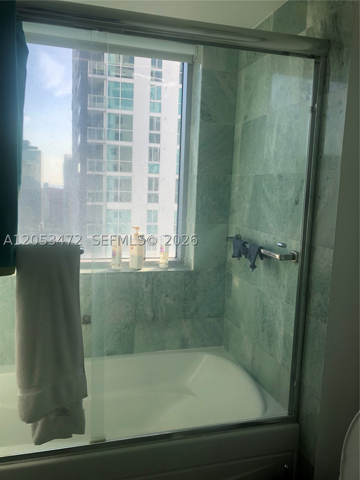1050 Brickell Ave #2910 Miami, FL 33131