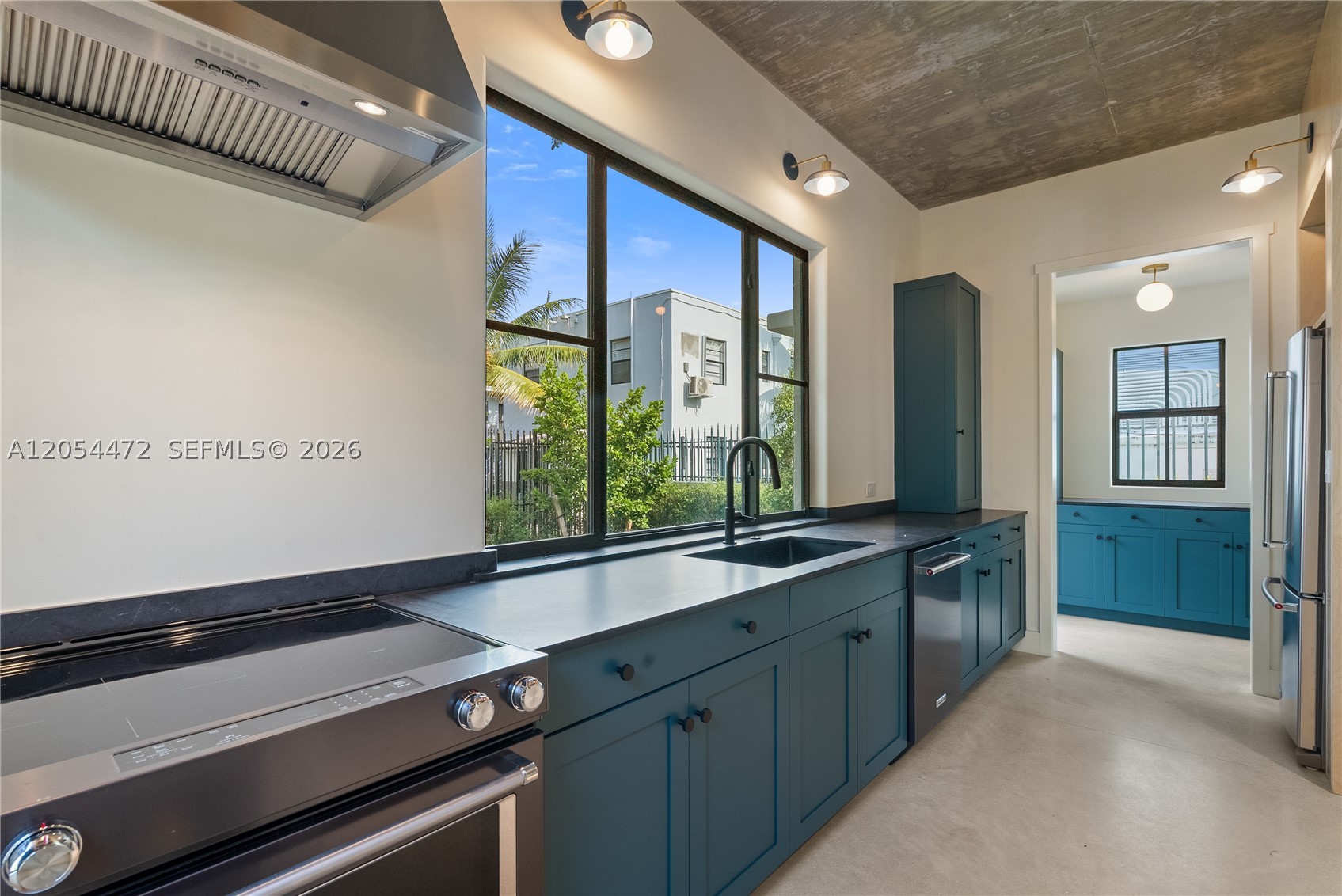 3603 Thomas Ave Miami, FL 33133