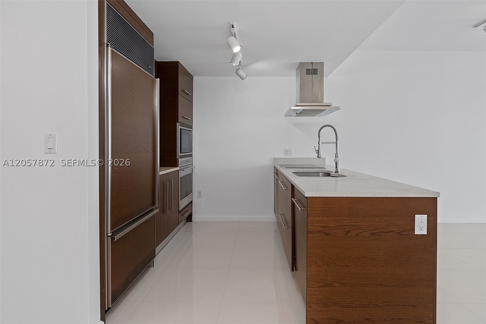 image Icon Brickell II12