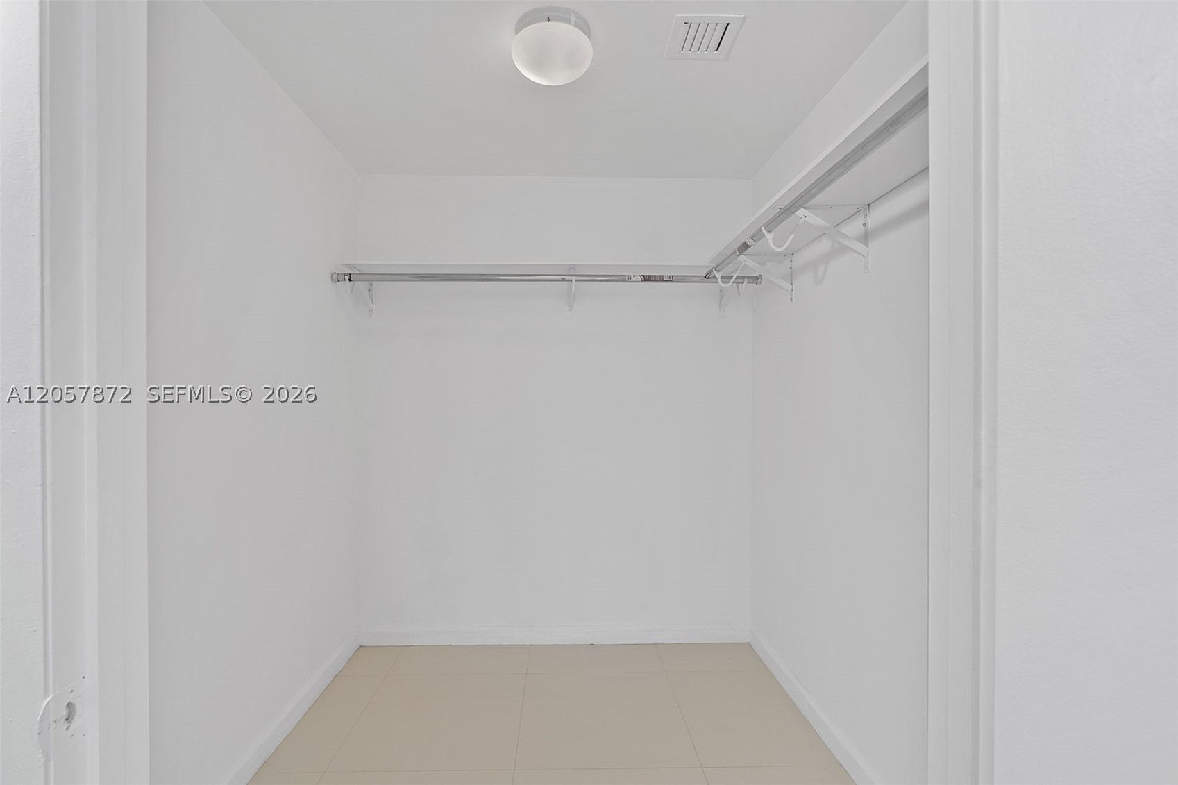 image Icon Brickell II24
