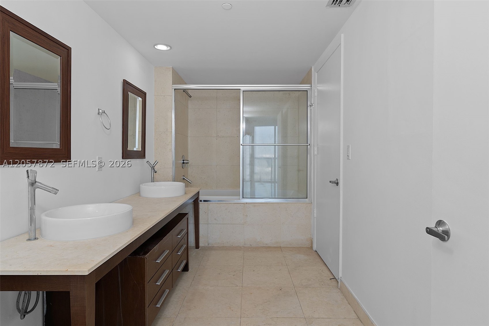 image Icon Brickell II26