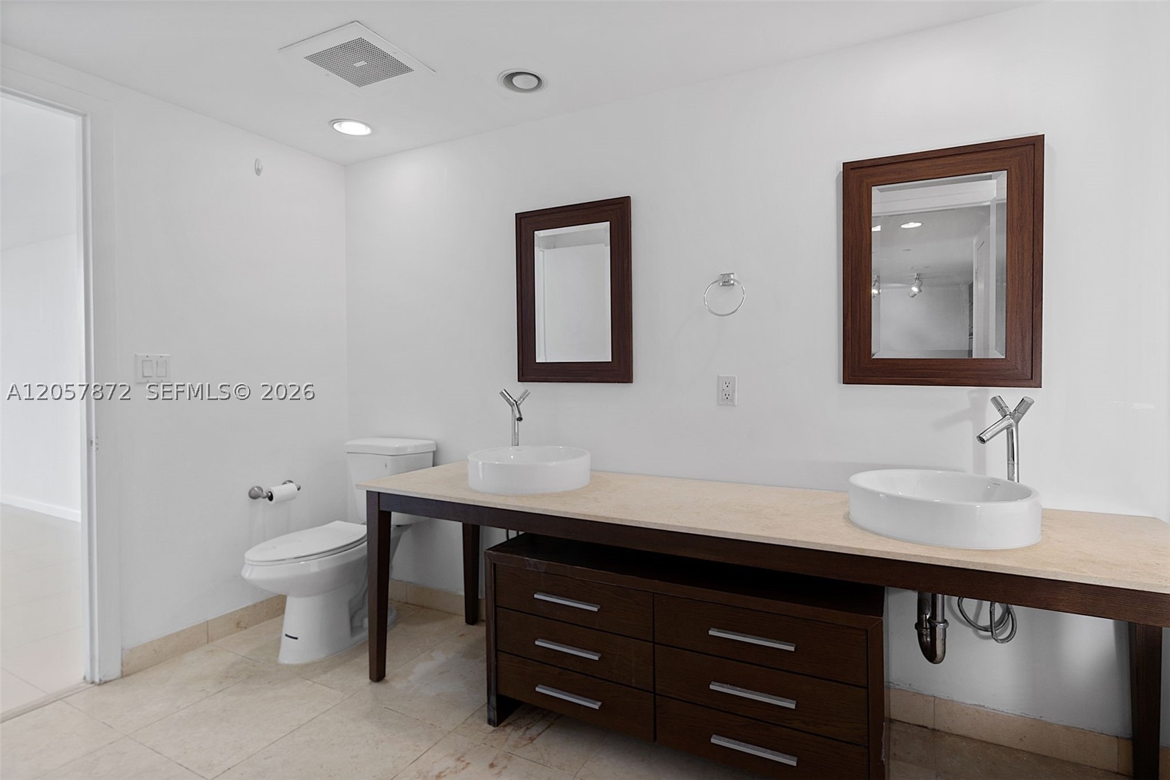 image Icon Brickell II27
