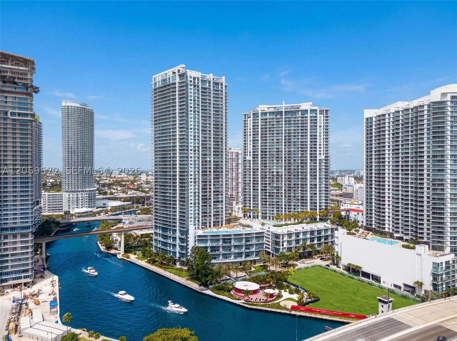 90 SW 3rd St #3212