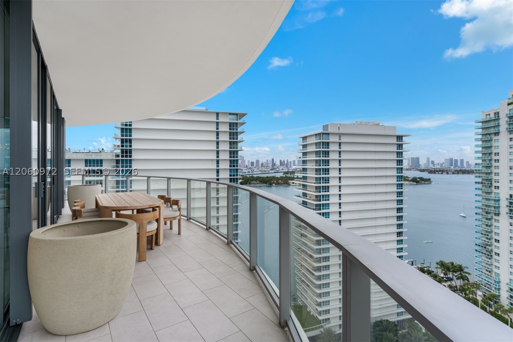 500 Alton Rd #2105 Miami Beach, FL 33139