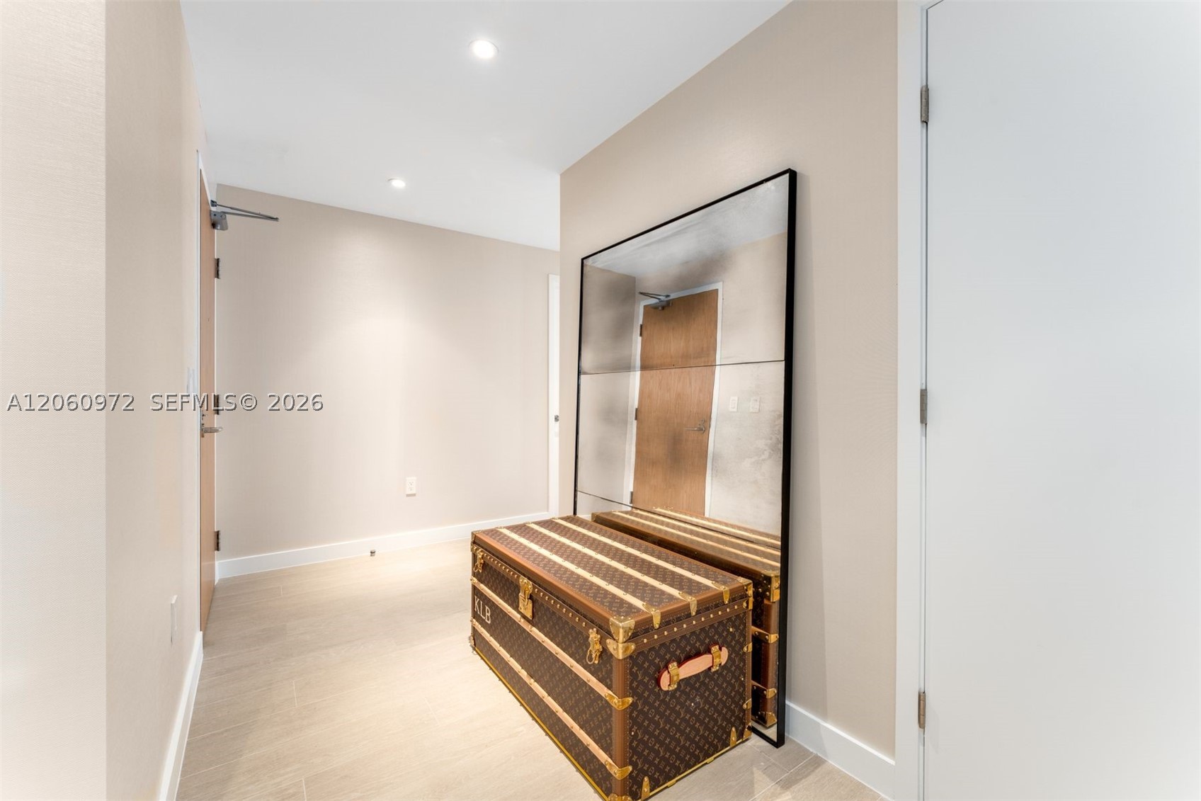 500 Alton Rd #2105 Miami Beach, FL 33139