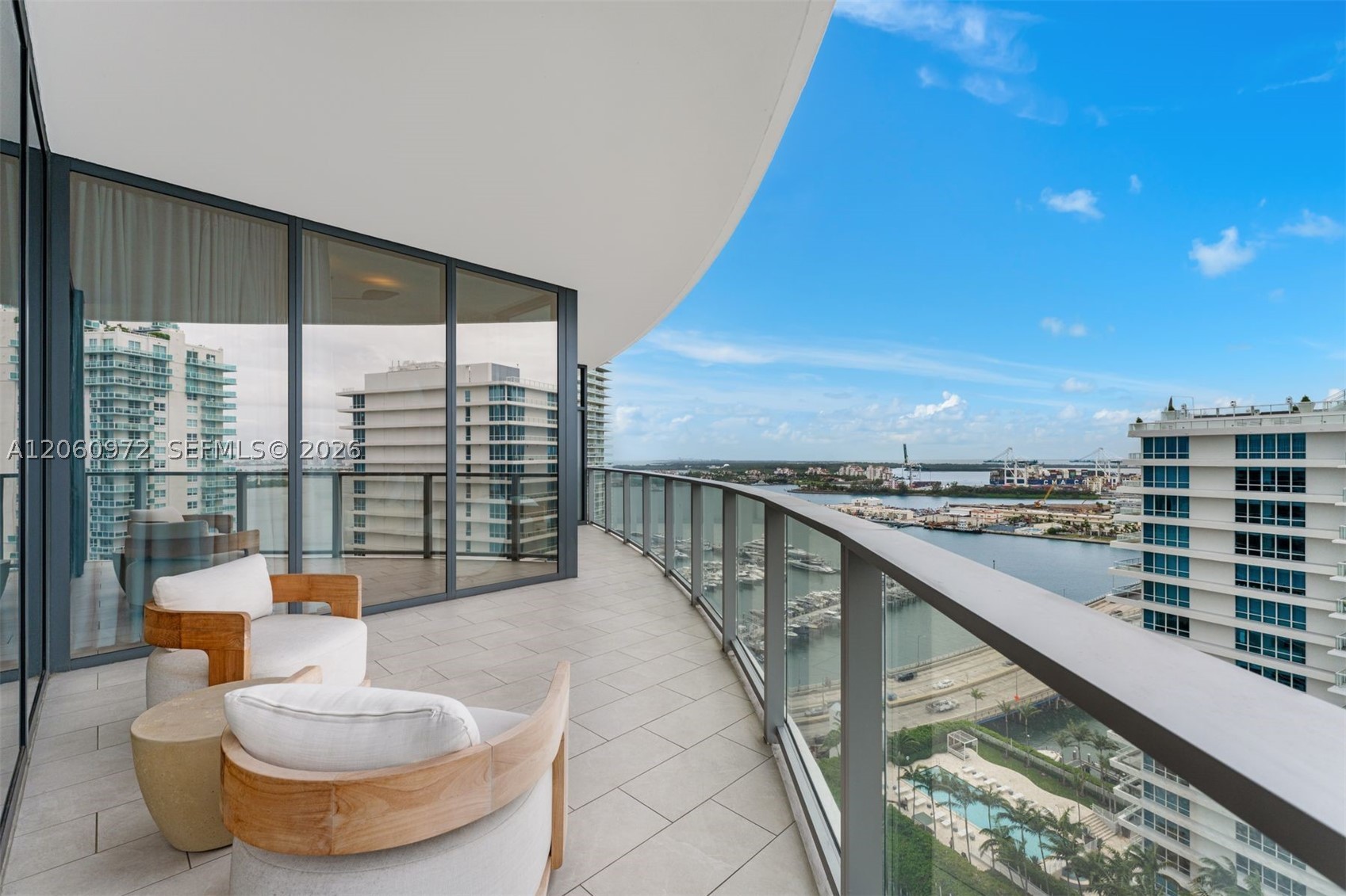 500 Alton Rd #2105 Miami Beach, FL 33139