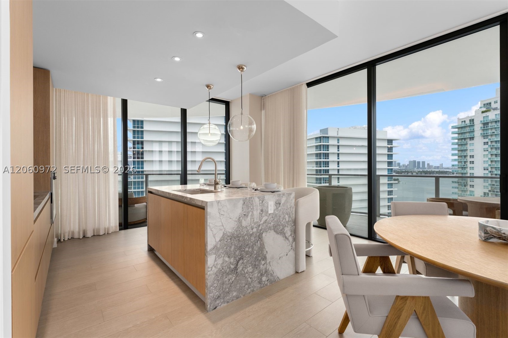 500 Alton Rd #2105 Miami Beach, FL 33139