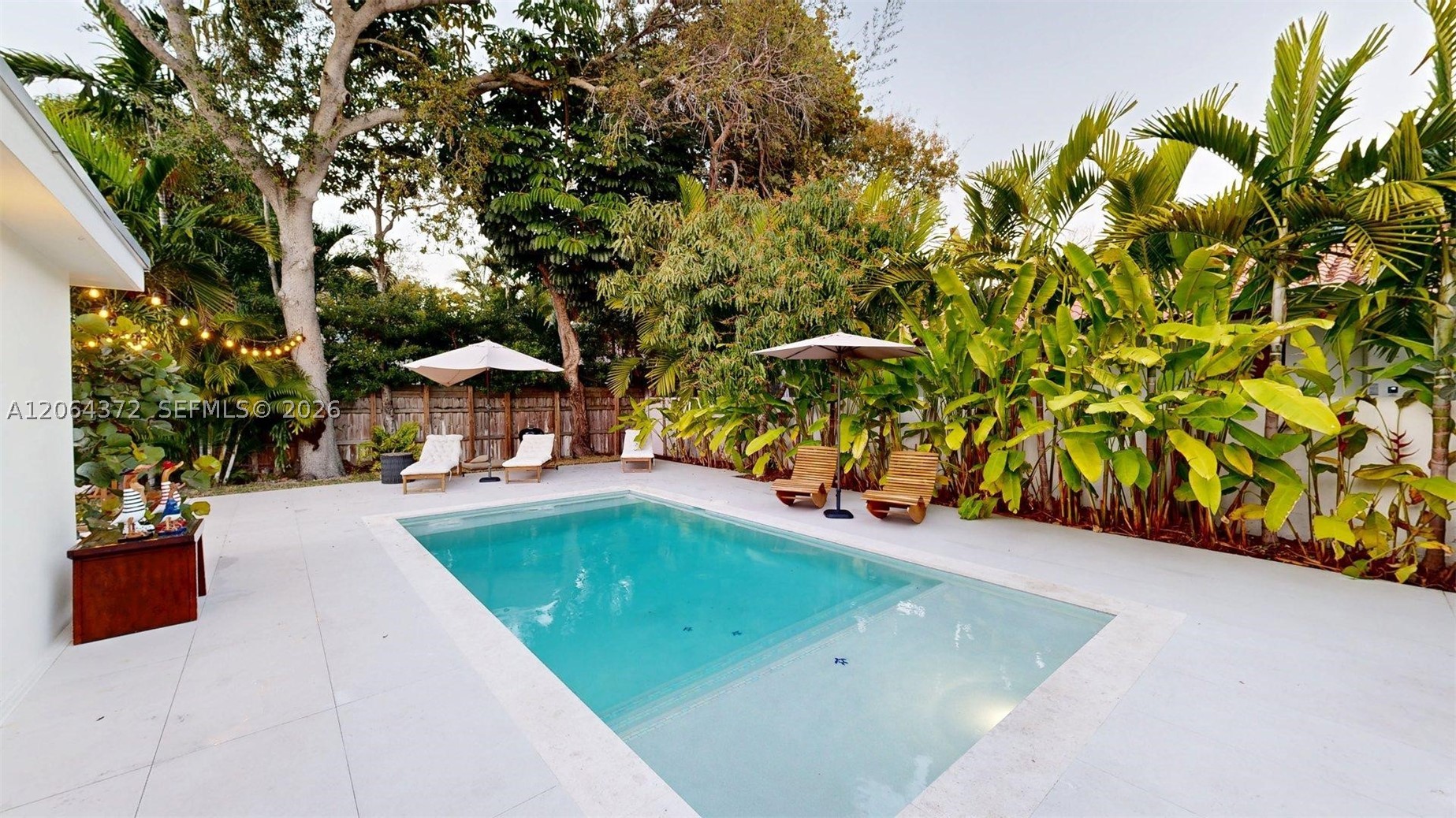 1277 SW 19th St Miami, FL 33145