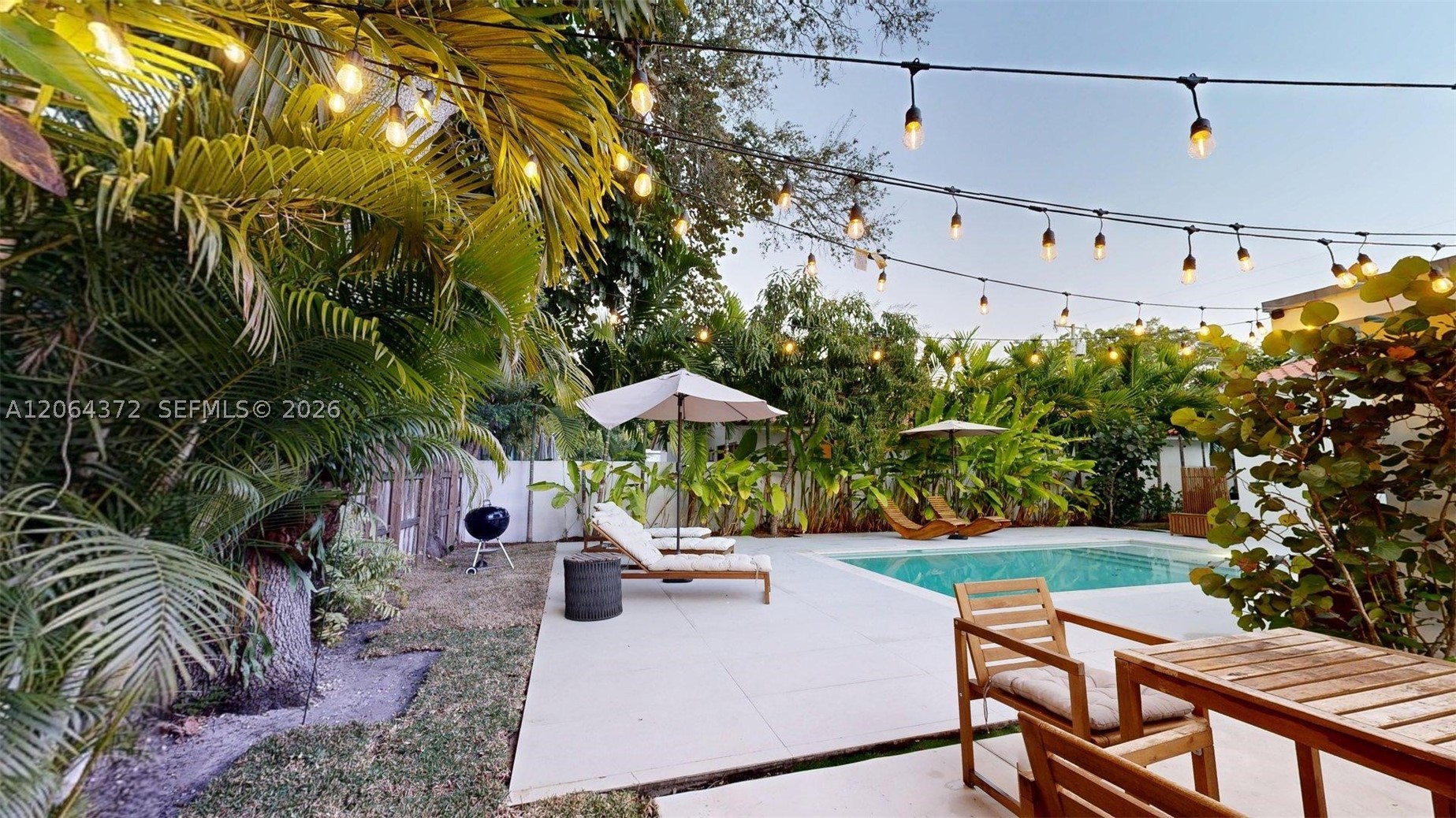 1277 SW 19th St Miami, FL 33145