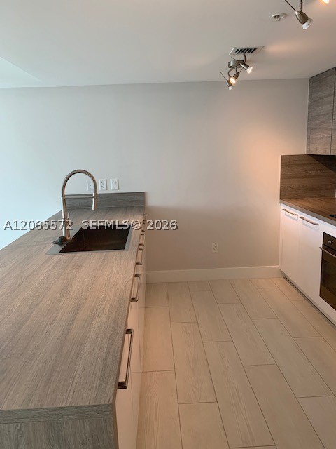image 400 Sunny Isles2