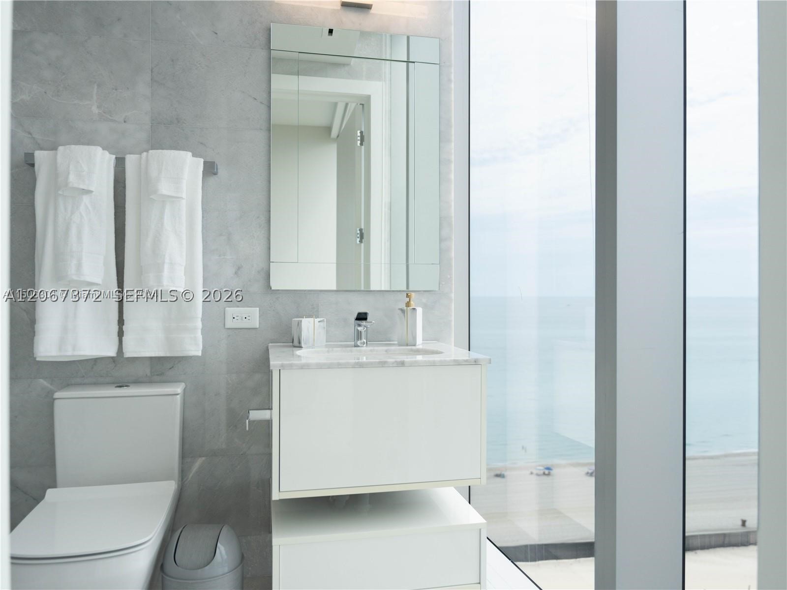 18501 Collins Ave #1104 Sunny Isles Beach, FL 33160
